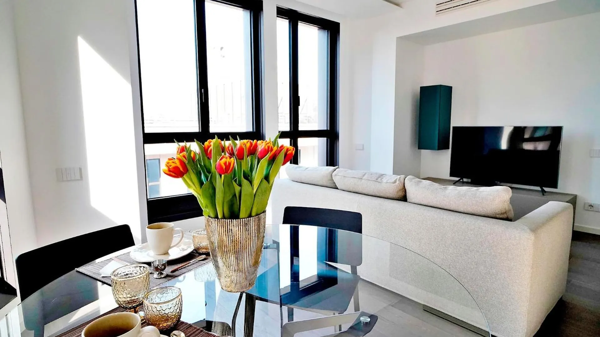 Apartment San Babila Central Tower With Panoramic Terrace Overlooking Duomo By Rentopolis Milan Italy