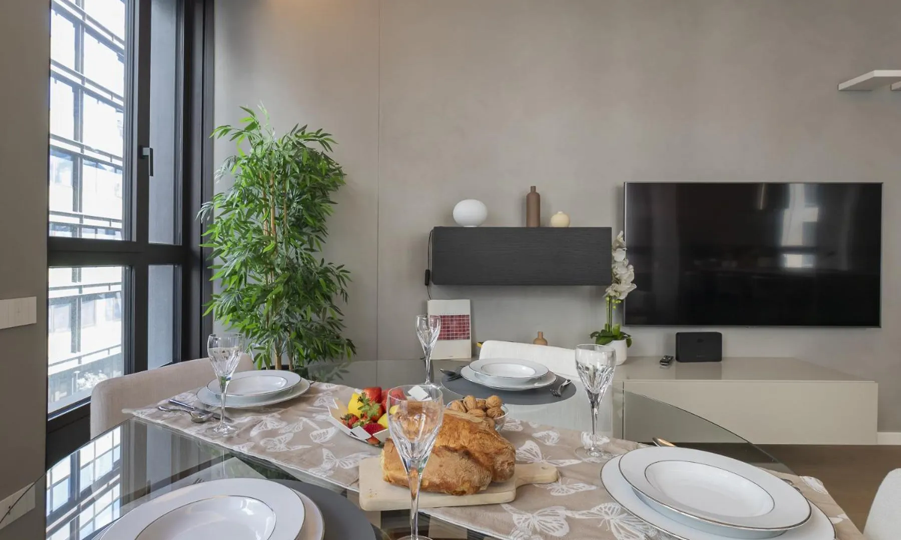 Apartment San Babila Central Tower With Panoramic Terrace Overlooking Duomo By Rentopolis Milan Italy