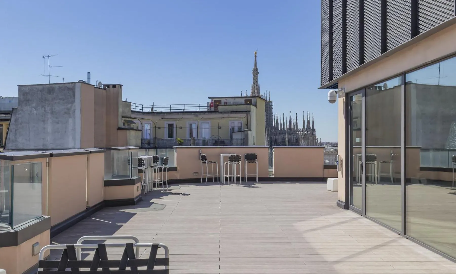 San Babila Central Tower With Panoramic Terrace Overlooking Duomo By Rentopolis Milan Italy