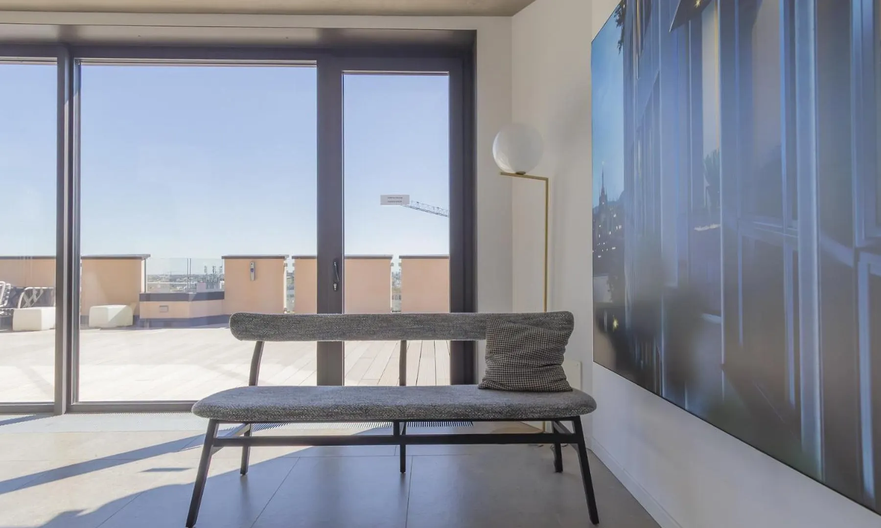 Apartment San Babila Central Tower With Panoramic Terrace Overlooking Duomo By Rentopolis Milan